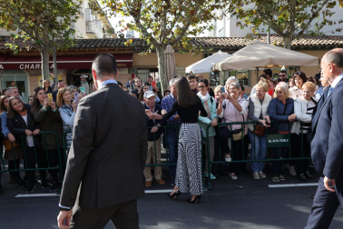 Foto de la reina Letizia durante su visita a Tudela para participar en un homenaje a Pilar Miró en el marco del Festival Ópera Prima.