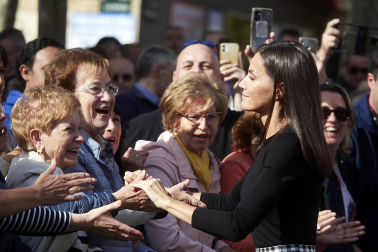 Foto de la reina Letizia durante su visita a Tudela para participar en un homenaje a Pilar Miró en el marco del Festival Ópera Prima.