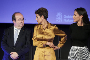 Foto de la reina Letizia durante su visita a Tudela para participar en un homenaje a Pilar Miró en el marco del Festival Ópera Prima.