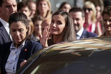 Foto de la reina Letizia durante su visita a Tudela para participar en el homenaje a Pilar Miró en el marco del Festival Ópera Prima.