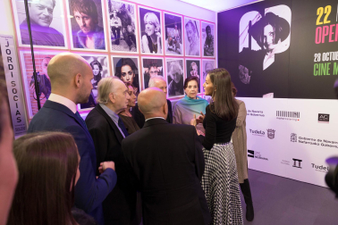Foto de la reina Letizia durante su visita a Tudela para participar en el homenaje a Pilar Miró en el marco del Festival Ópera Prima