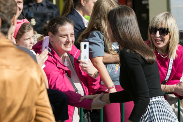 Foto de la reina Letizia durante su visita a Tudela para participar en el homenaje a Pilar Miró en el marco del Festival Ópera Prima