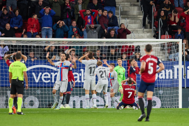 Fotos del Osasuna - Barcelona de la jornada 14./