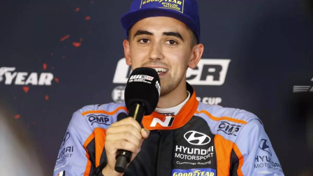 Mikel Azcona troyas, bicampeón del TCR Europeo, es ahora líder con ventaja en el WTCR