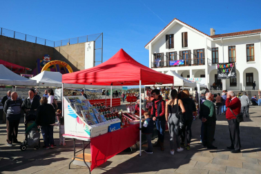 Fotos de la feria artesanal en Irurtzun.