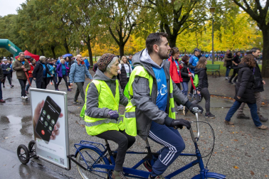 Imágenes de la carrera solidaria del Teléfono de la Esperanza