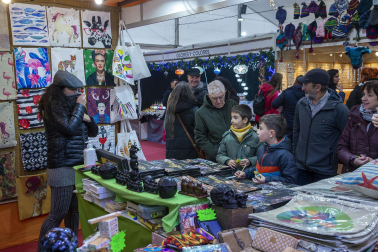 Fotos de la feria de Navidad de la Plaza de Toros de Pamplona