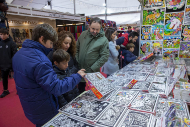 Fotos de la feria de Navidad de la Plaza de Toros de Pamplona