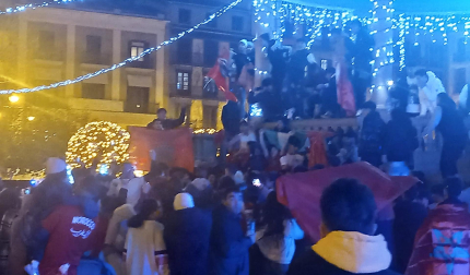 Vídeo con las celebraciones marroquíes en la Plaza del Castillo