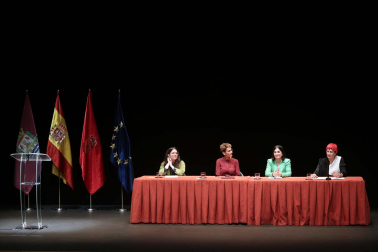Visita de la ministra de Sanidad, Carolina Darias, a Navarra