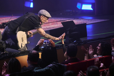 Fito & Fitipaldis, en concierto en Baluarte.