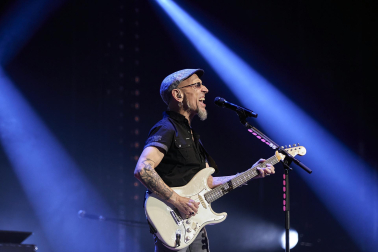 Fito & Fitipaldis, en concierto en Baluarte.