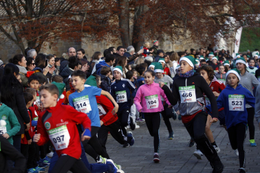 Participantes en la XI Carrera Infantil de la Navidad de Asvona