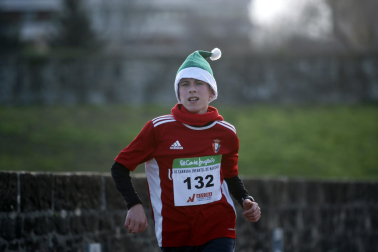 Participantes en la XI Carrera Infantil de la Navidad de Asvona