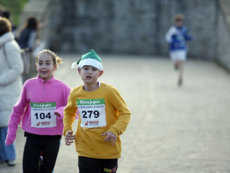 Participantes en la XI Carrera Infantil de la Navidad de Asvona