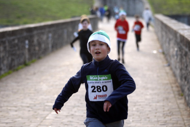 Participantes en la XI Carrera Infantil de la Navidad de Asvona
