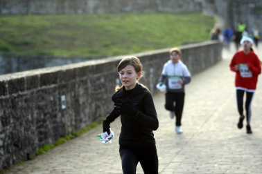 Participantes en la XI Carrera Infantil de la Navidad de Asvona