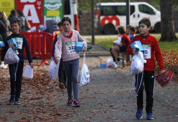 Participantes en la XI Carrera Infantil de la Navidad de Asvona