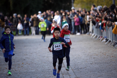 Participantes en la XI Carrera Infantil de la Navidad de Asvona
