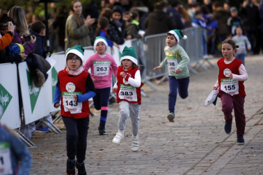 Participantes en la XI Carrera Infantil de la Navidad de Asvona