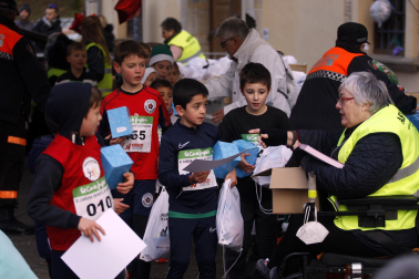 Participantes en la XI Carrera Infantil de la Navidad de Asvona