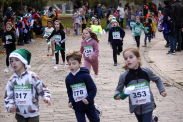 Participantes en la XI Carrera Infantil de la Navidad de Asvona