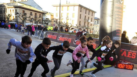 Participantes en las distintas pruebas del XII Cross de Navidad de Marcilla.