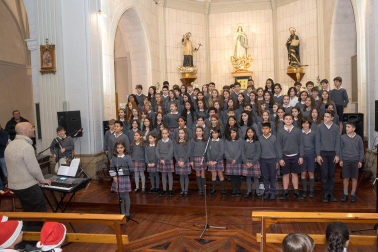 Coros participantes en el XXXV Festival de Villancicos de la Orden del Volatín en Tudela.