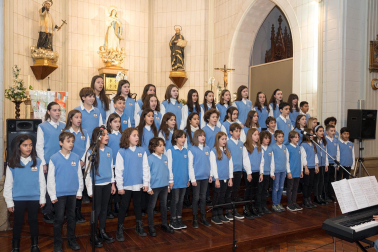 Coros participantes en el XXXV Festival de Villancicos de la Orden del Volatín en Tudela.