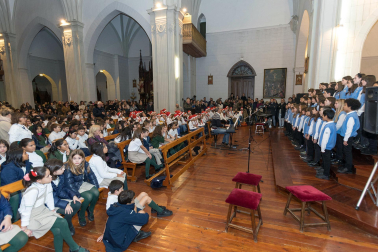 Coros participantes en el XXXV Festival de Villancicos de la Orden del Volatín en Tudela.
