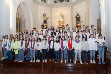 Coros participantes en el XXXV Festival de Villancicos de la Orden del Volatín en Tudela.
