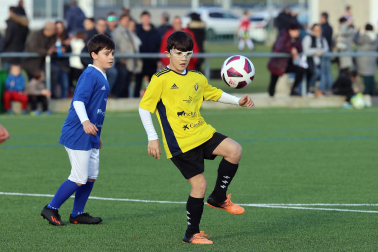 Encuentros del primer día del XL Torneo Interescolar en las instalaciones de Tajoanr.