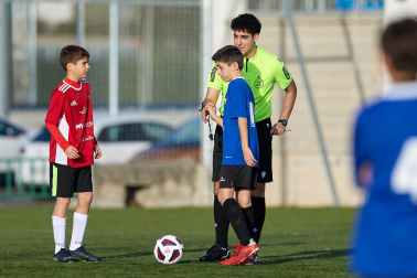 Imágenes del encuentro Cardenal Ilundain 3-3 Calasanz de la primera jornada del XL Torneo Interescolar.
