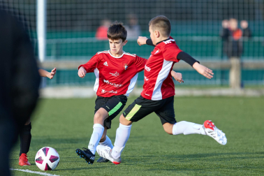 Imágenes del encuentro Cardenal Ilundain 3-3 Calasanz de la primera jornada del XL Torneo Interescolar.