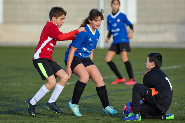 Imágenes del encuentro Cardenal Ilundain 3-3 Calasanz de la primera jornada del XL Torneo Interescolar.