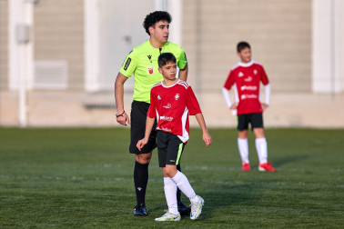 Imágenes del encuentro Cardenal Ilundain 3-3 Calasanz de la primera jornada del XL Torneo Interescolar.