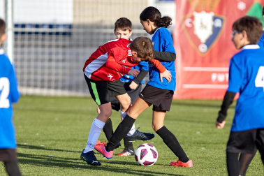 Imágenes del encuentro Cardenal Ilundain 3-3 Calasanz de la primera jornada del XL Torneo Interescolar.