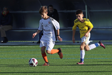 Imágenes del encuentro Ikastola Jaso 2-3 Luis Amigó de la primera jornada del XL Torneo Interescolar.