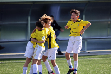 Imágenes del encuentro Ikastola Jaso 2-3 Luis Amigó de la primera jornada del XL Torneo Interescolar.