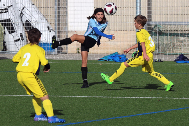 Imágenes del encuentro Las Amescoas 0-2 Santa Ana de la primera jornada del XL Torneo Interescolar.