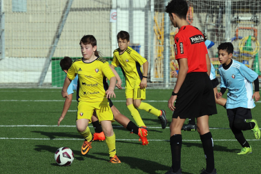 Imágenes del encuentro Las Amescoas 0-2 Santa Ana de la primera jornada del XL Torneo Interescolar.