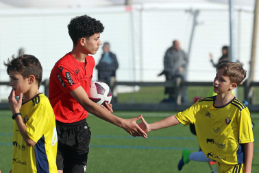 Imágenes del encuentro Las Amescoas 0-2 Santa Ana de la primera jornada del XL Torneo Interescolar.