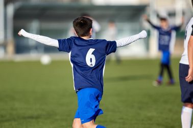 Imágenes del encuentro Teresianas 6-1 Santísimo Sacramento de la primera jornada del XL Torneo Interescolar.