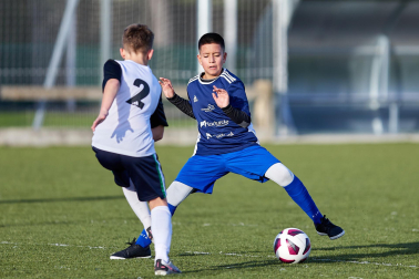 Imágenes del encuentro Teresianas 6-1 Santísimo Sacramento de la primera jornada del XL Torneo Interescolar.