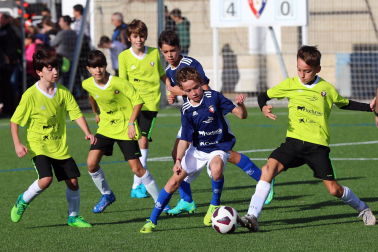 Imágenes del encuentro Amaiur Ik. 2-5 San Cernin de la primera jornada del XL Torneo Interescolar.
