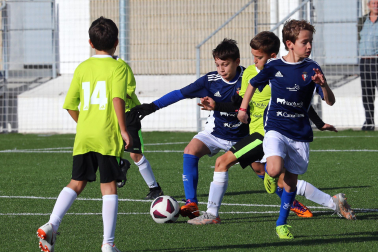 Imágenes del encuentro Amaiur Ik. 2-5 San Cernin de la primera jornada del XL Torneo Interescolar.