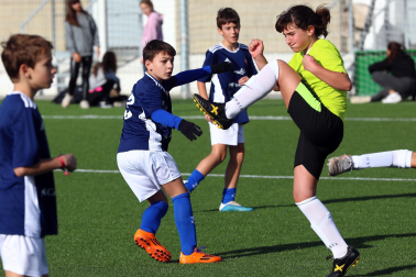 Imágenes del encuentro Amaiur Ik. 2-5 San Cernin de la primera jornada del XL Torneo Interescolar.