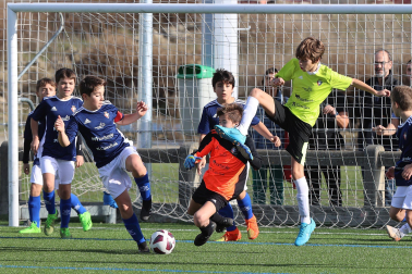 Imágenes del encuentro Amaiur Ik. 2-5 San Cernin de la primera jornada del XL Torneo Interescolar.