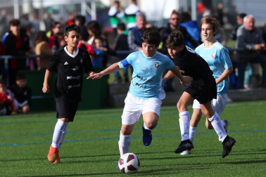 Imágenes del encuentro Beriáin 0-10 Irulegi de la primera jornada del XL Torneo Interescolar.
