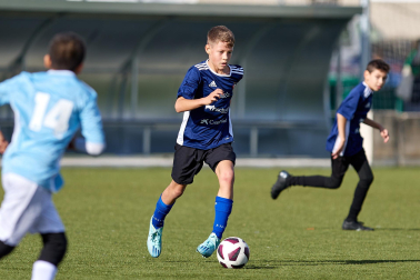 Imágenes del encuentro El Lago Mendillorri 3-0 Esclavas Sº Corazón de la primera jornada del XL Torneo Interescolar.
